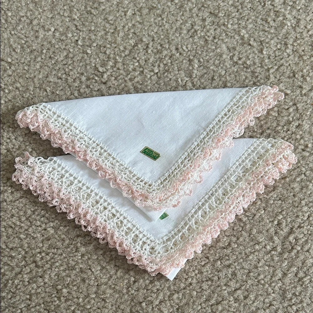 Vintage White Linen Cocktail Napkins /Handkerchiefs with Pink Crochet Trim